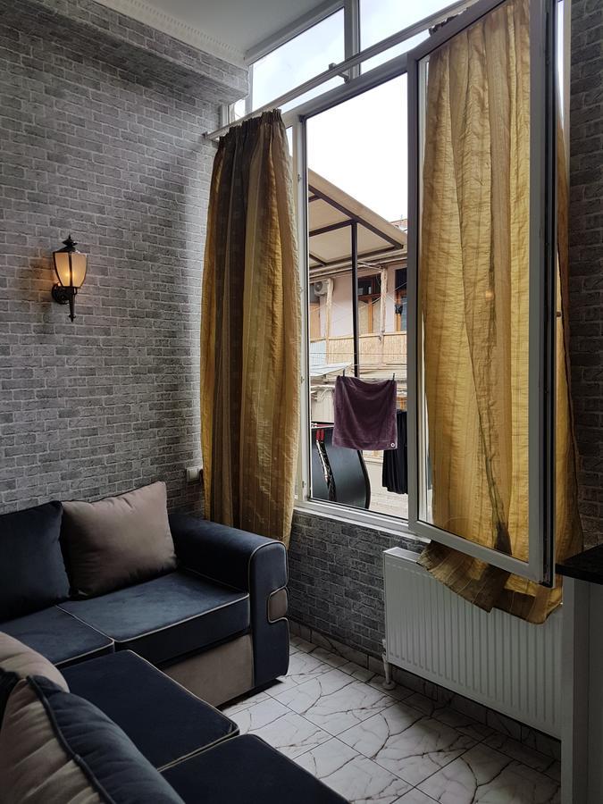 Old Town House On Asatiani Apartment Tbilisi Exterior foto